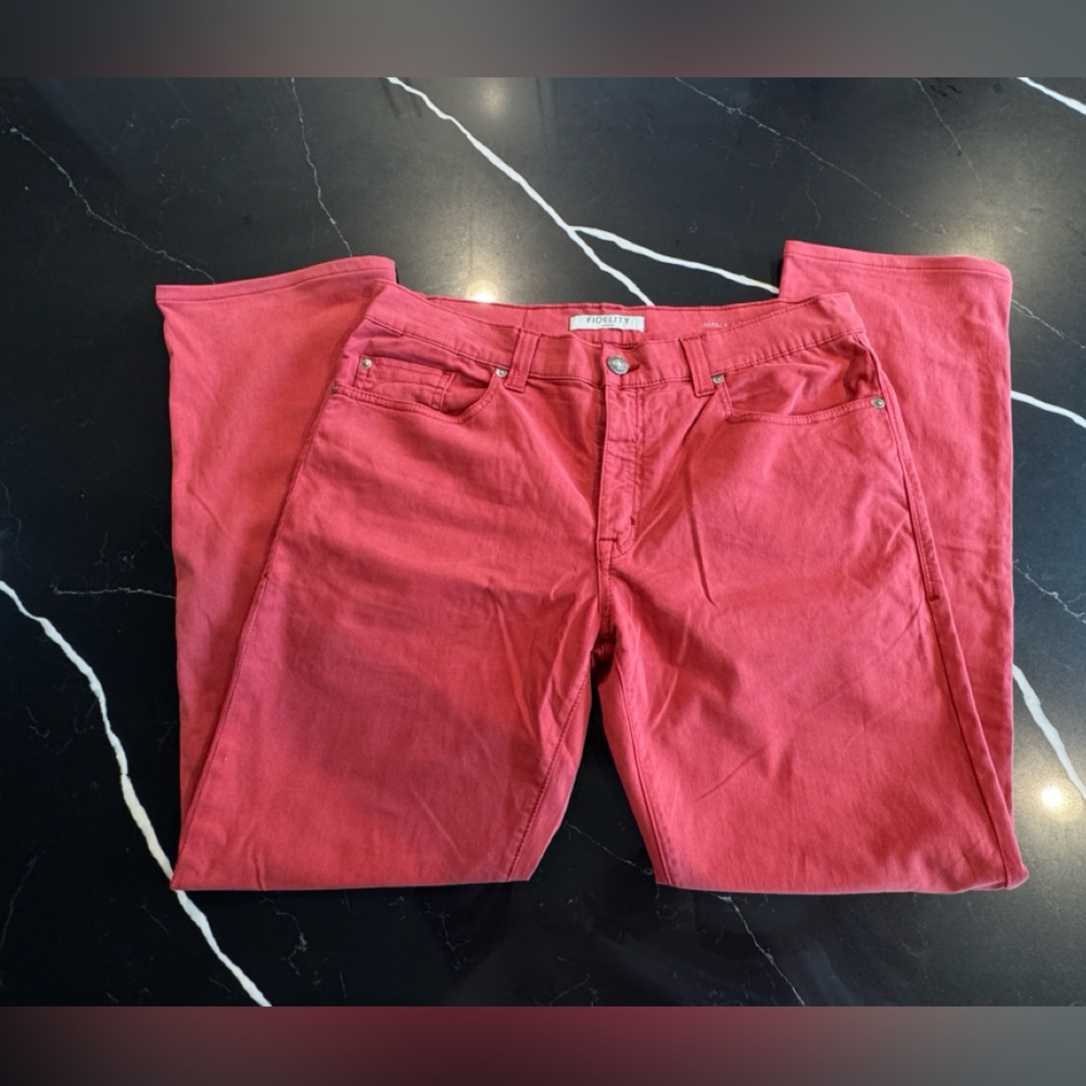 Fidelity Denim in‎ Bold Red